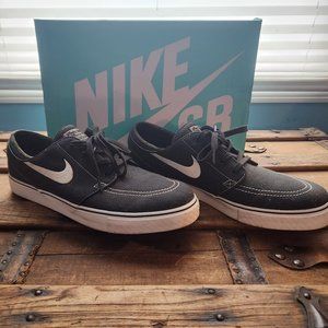 Nike Zoom Stefan Janoski Canvas